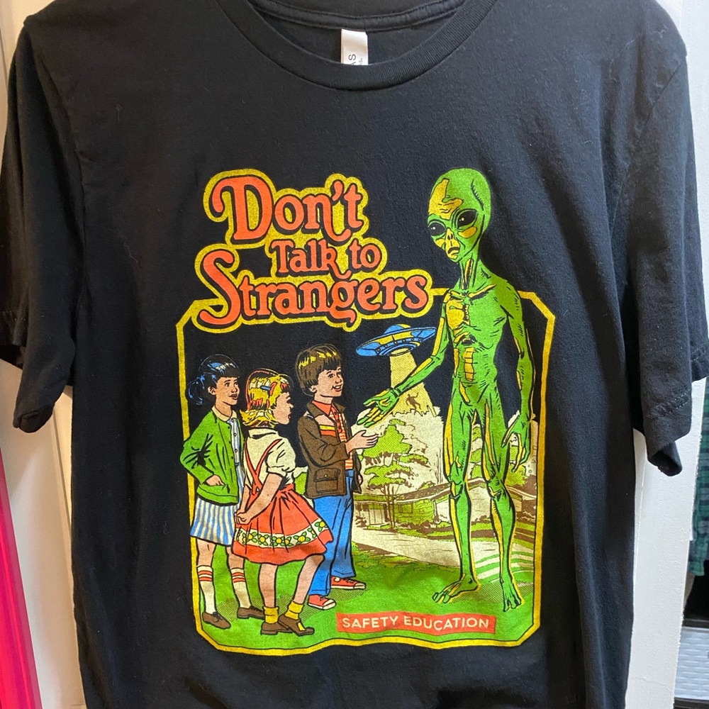 Alien graphic tee